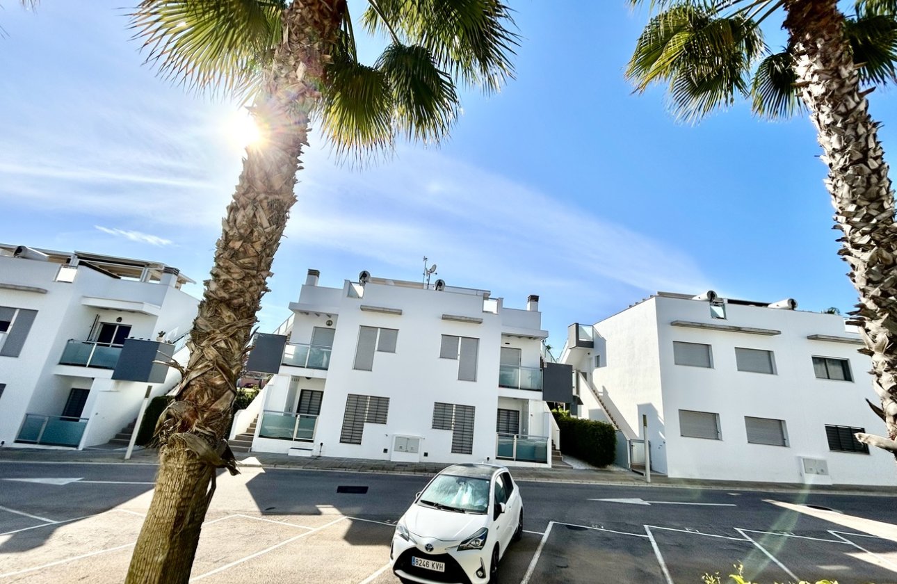 Herverkoop - Appartement -
Punta Prima - Costa Blanca