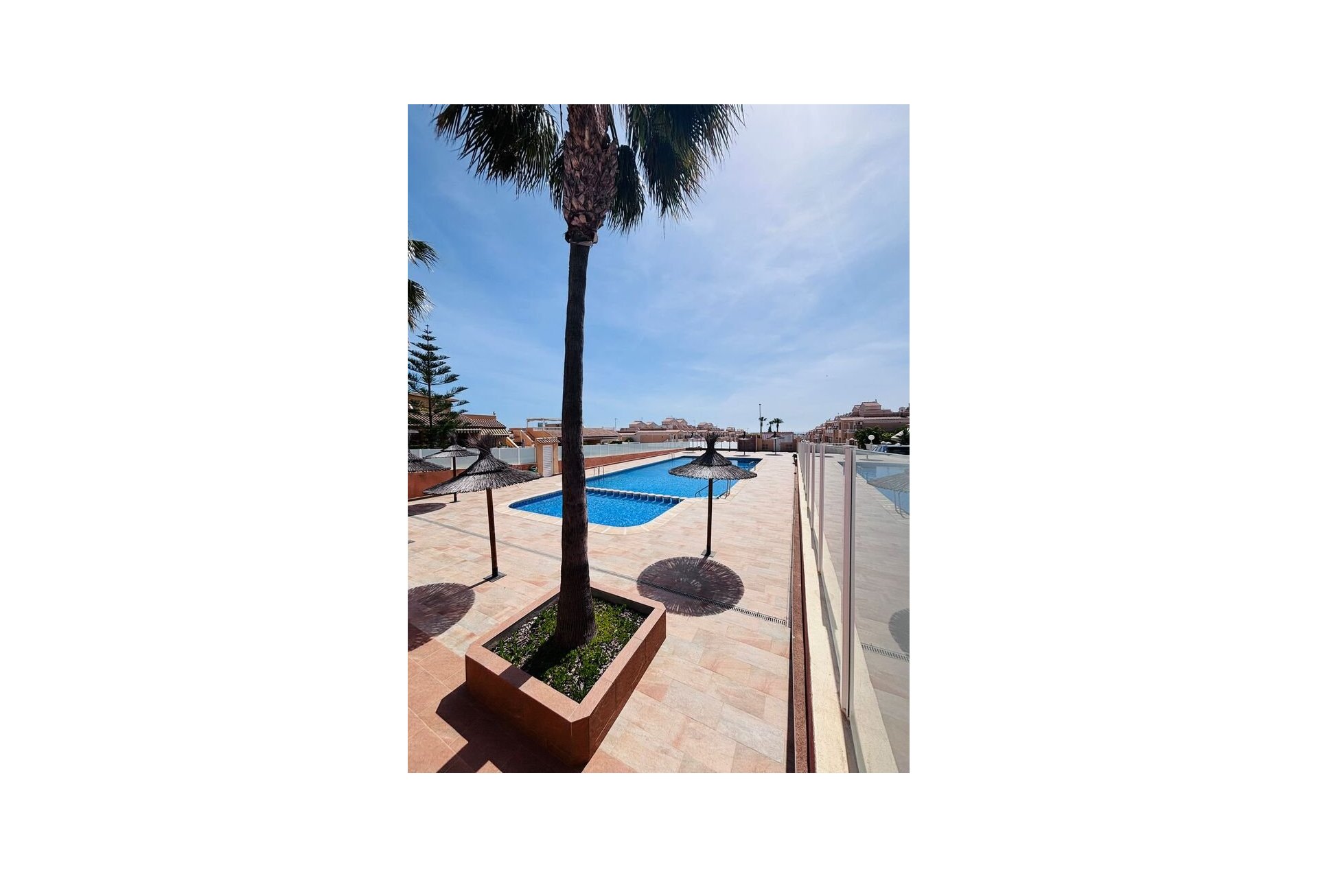 Herverkoop - Appartement -
Punta Prima - Costa Blanca