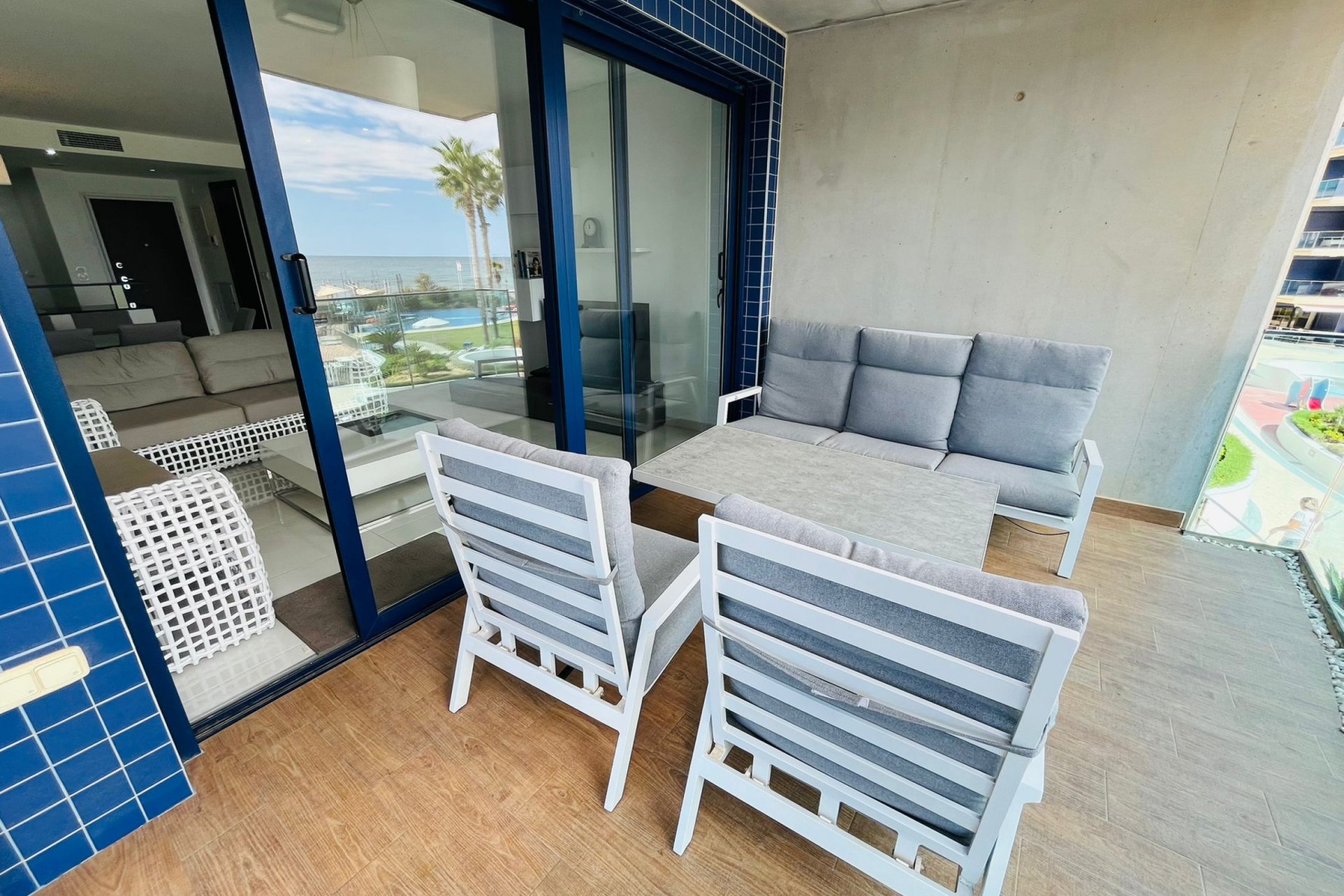 Herverkoop - Appartement -
Punta Prima - Costa Blanca