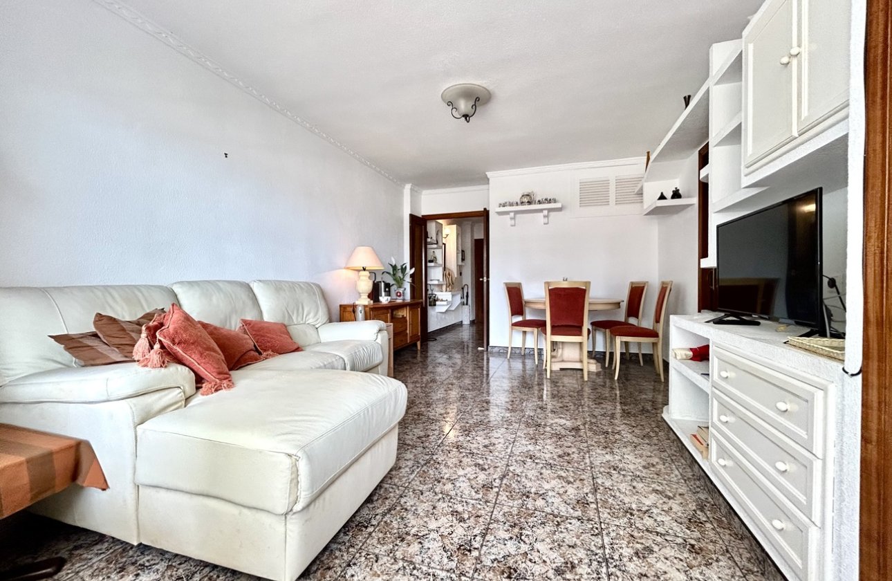 Herverkoop - Appartement -
Punta Prima - Costa Blanca