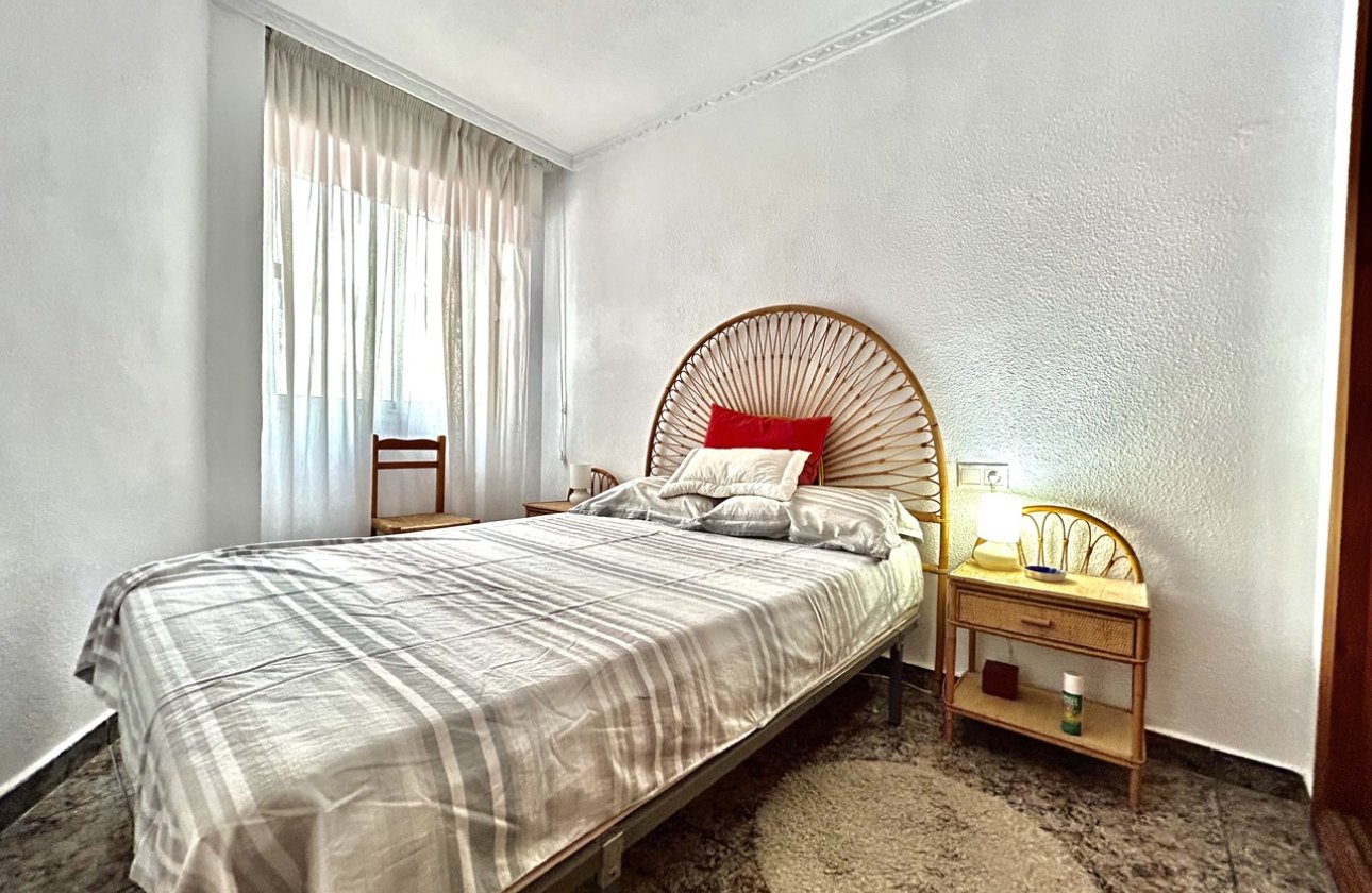 Herverkoop - Appartement -
Punta Prima - Costa Blanca