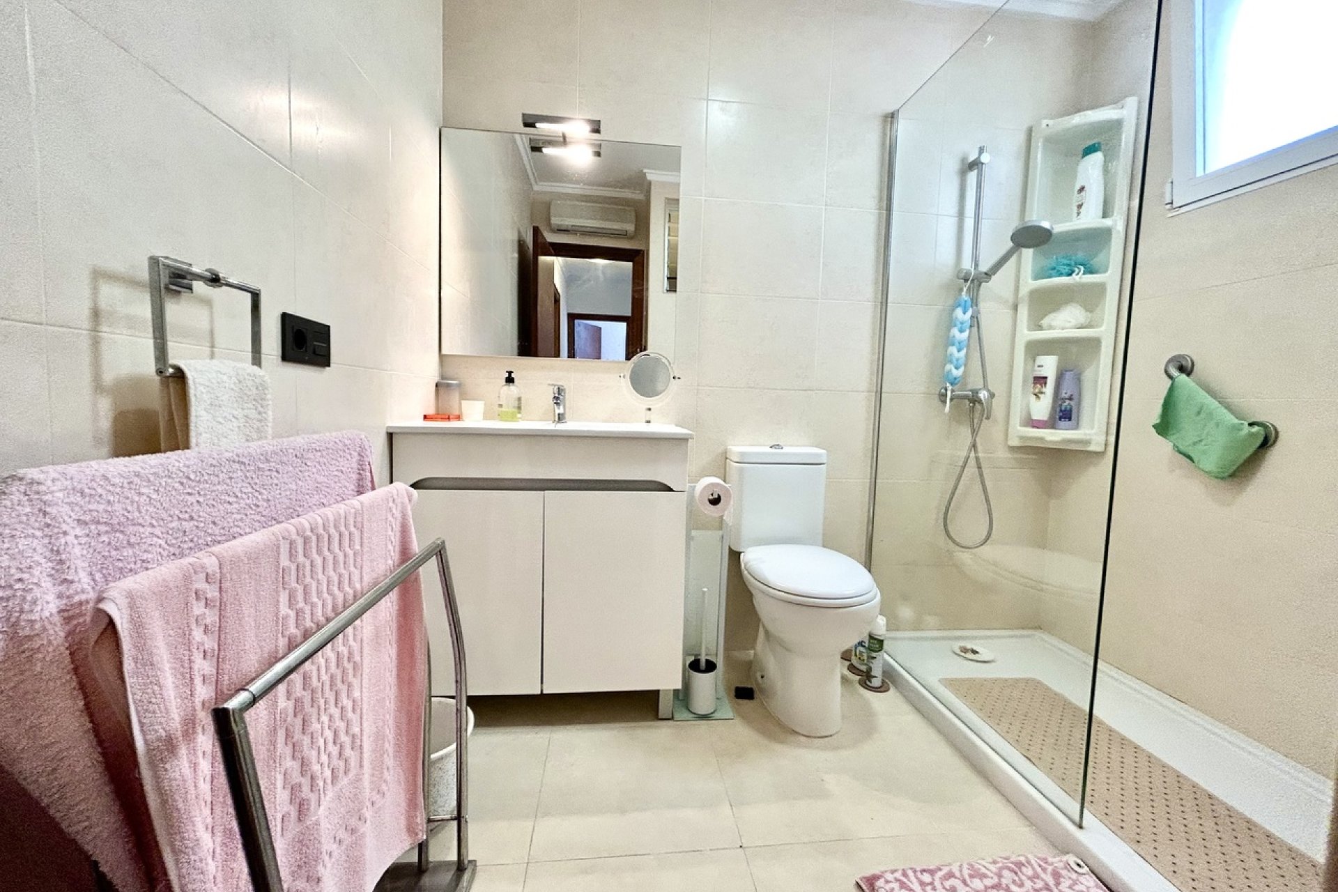 Herverkoop - Appartement -
Punta Prima - Costa Blanca