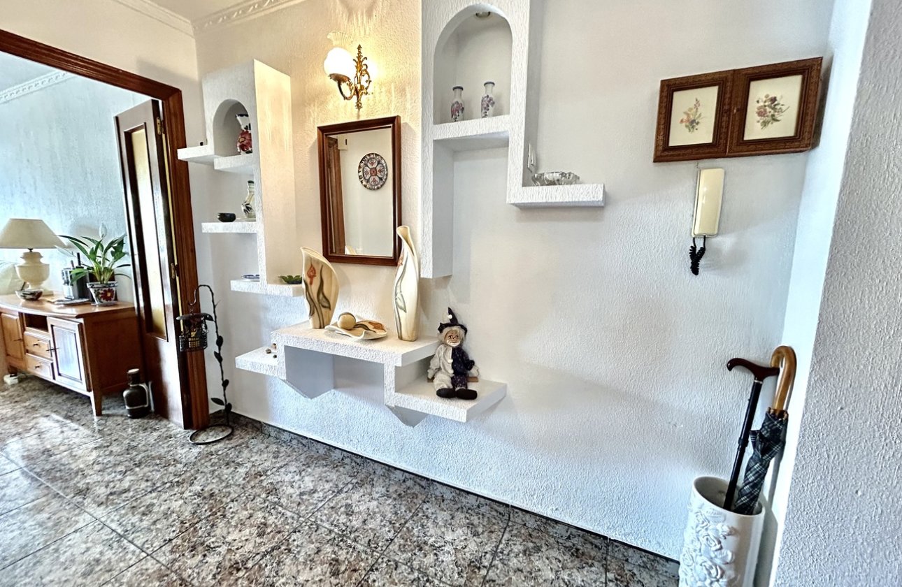 Herverkoop - Appartement -
Punta Prima - Costa Blanca