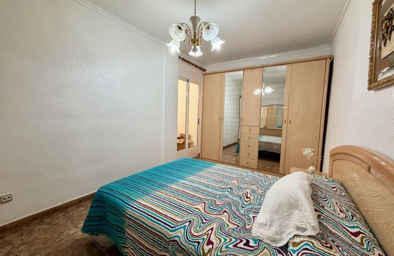 Herverkoop - Appartement -
Rojales - Inland