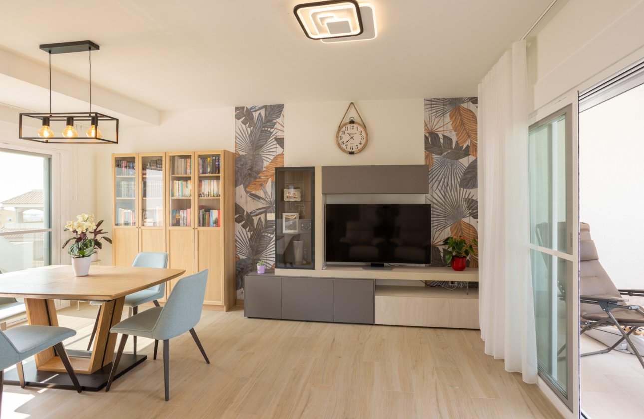 Herverkoop - Appartement -
San Miguel de Salinas - Inland