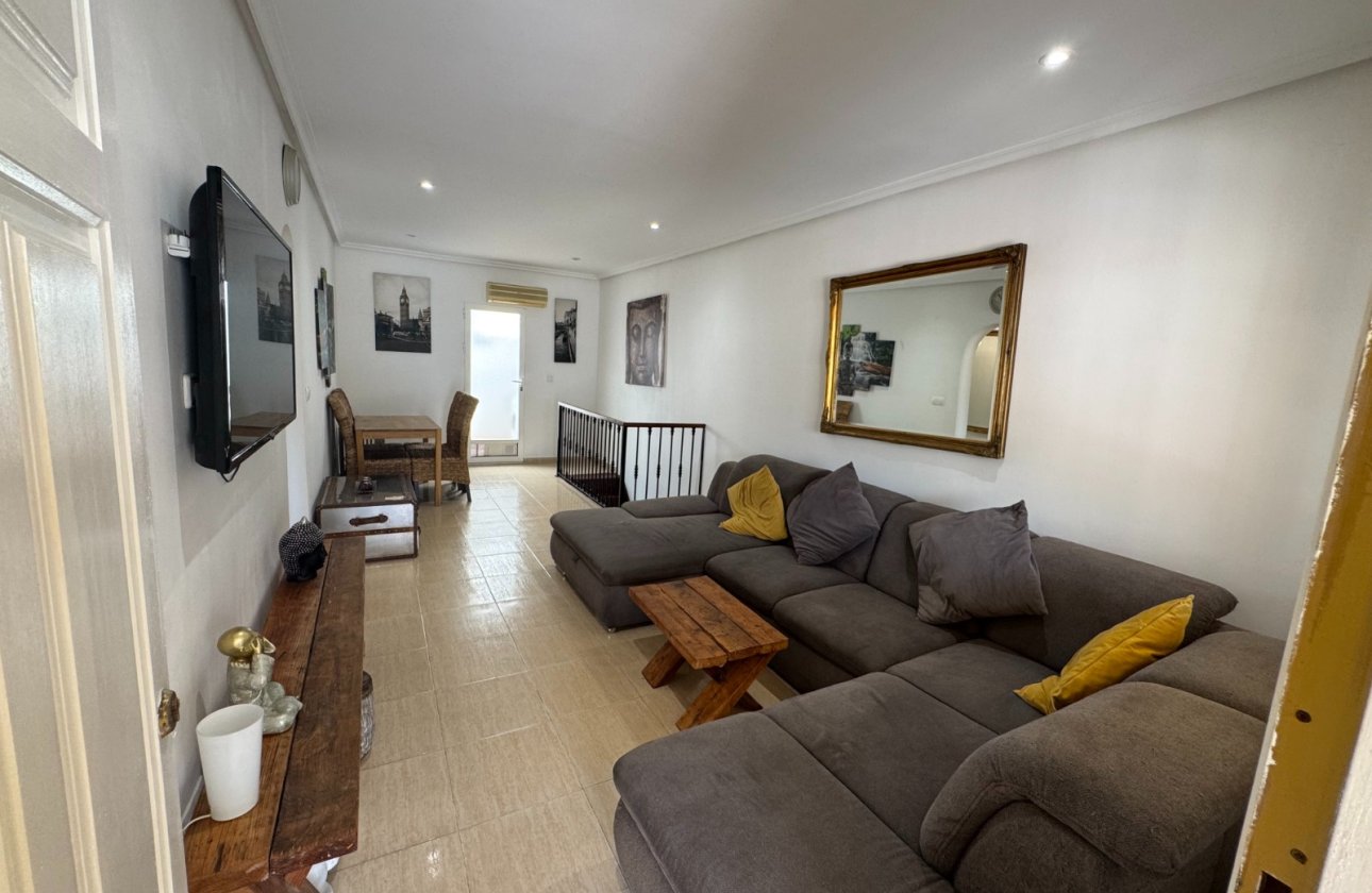 Herverkoop - Appartement -
San Miguel de Salinas - Inland