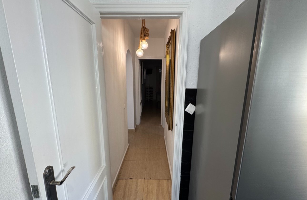 Herverkoop - Appartement -
San Miguel de Salinas - Inland