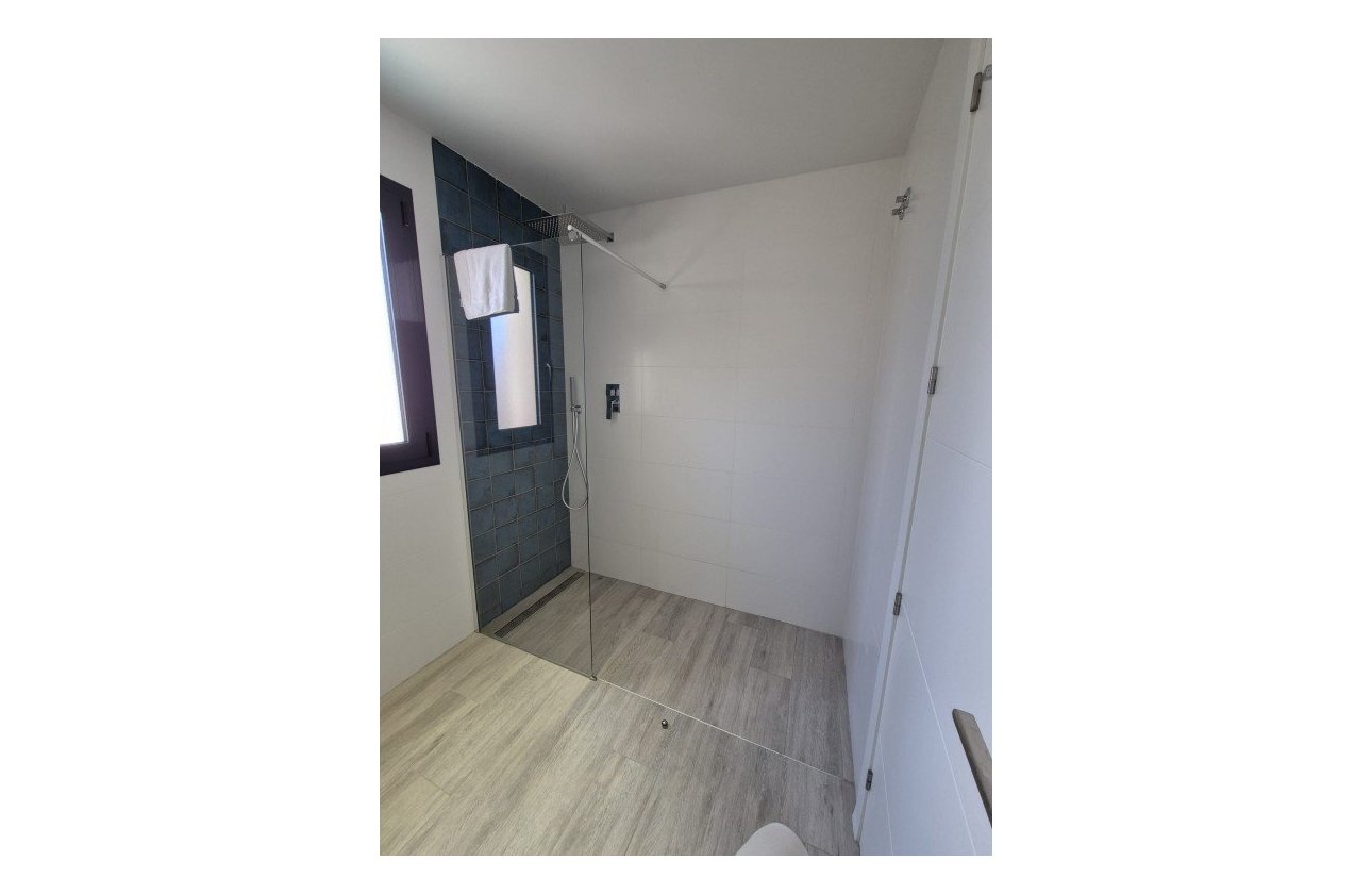 Herverkoop - Appartement -
San Miguel de Salinas - Inland