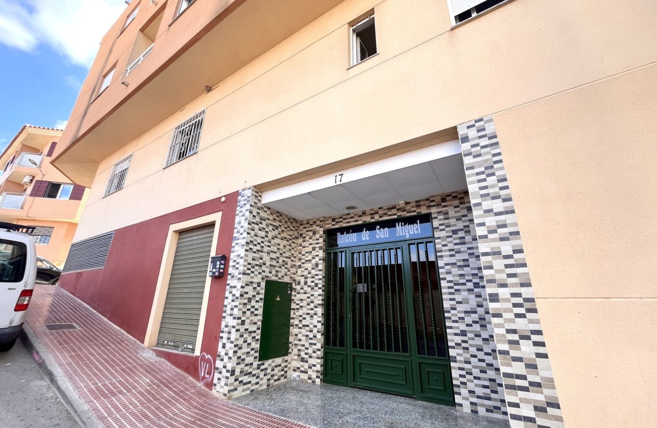 Herverkoop - Appartement -
San Miguel de Salinas - Inland