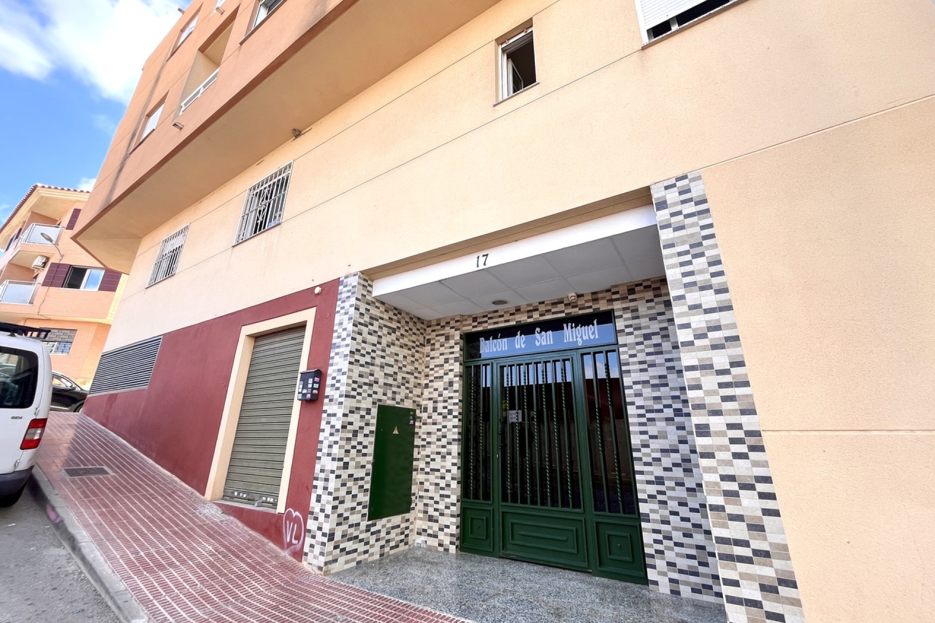 Herverkoop - Appartement -
San Miguel de Salinas - Inland