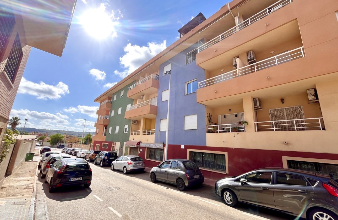 Herverkoop - Appartement -
San Miguel de Salinas - Inland