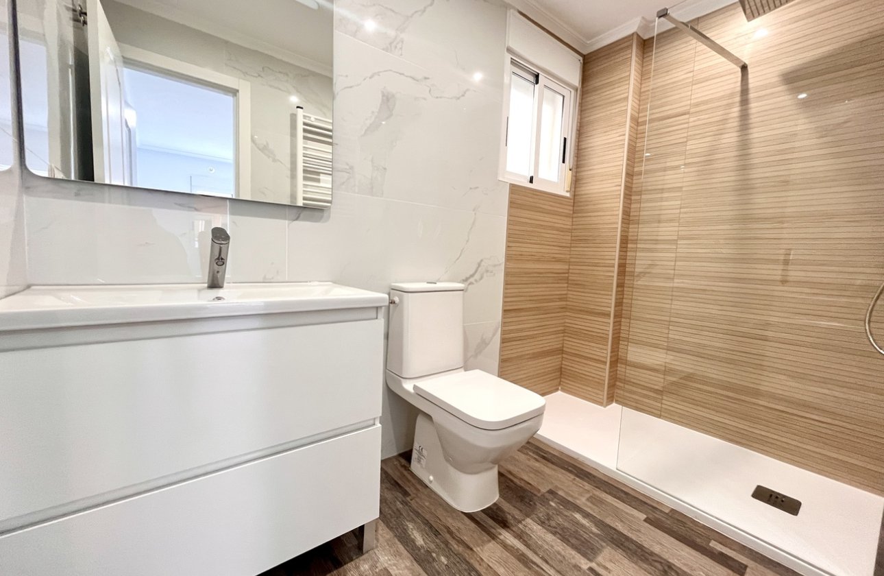 Herverkoop - Appartement -
San Miguel de Salinas - Inland