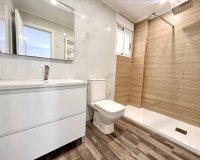 Herverkoop - Appartement -
San Miguel de Salinas - Inland