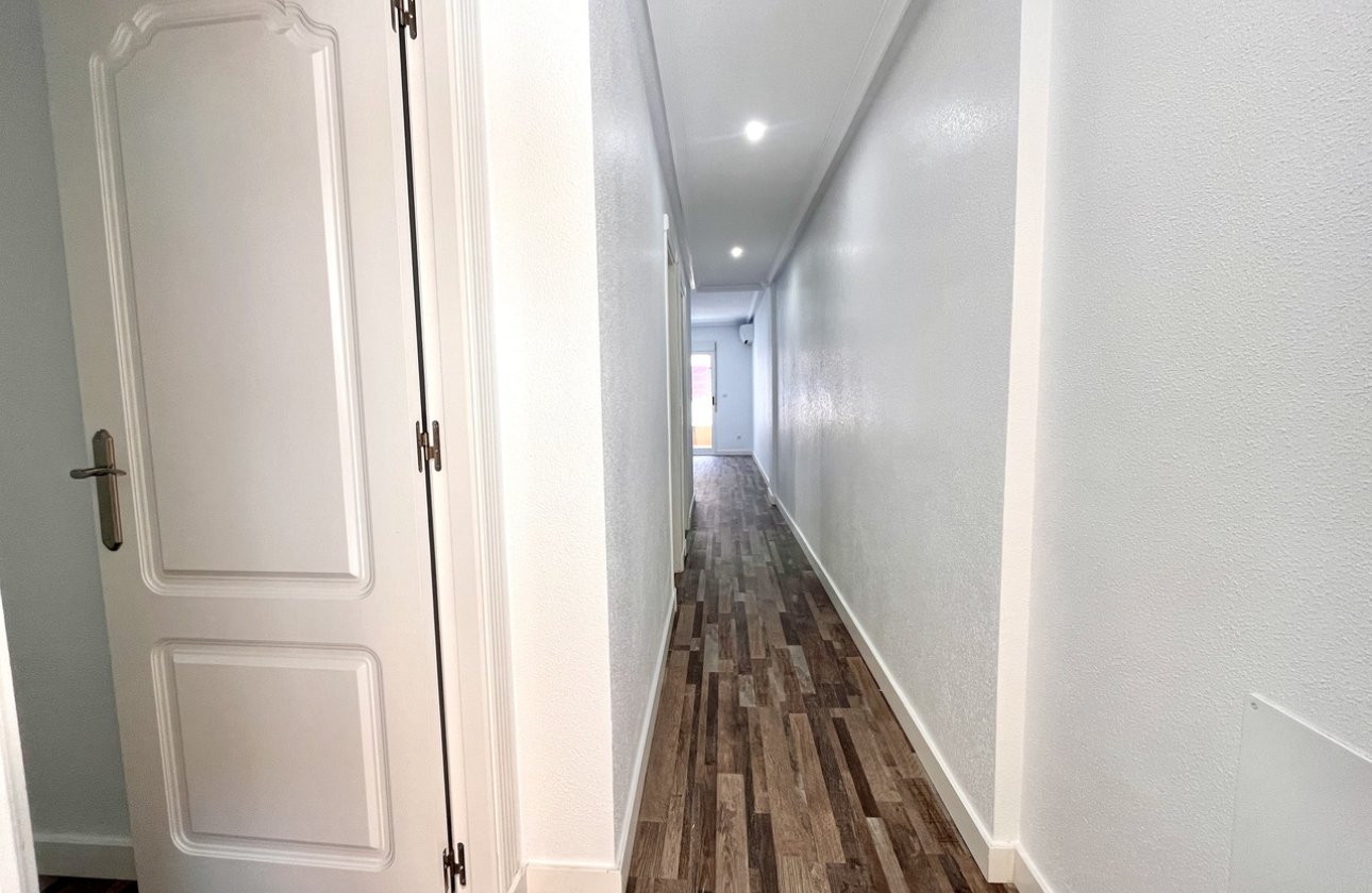 Herverkoop - Appartement -
San Miguel de Salinas - Inland