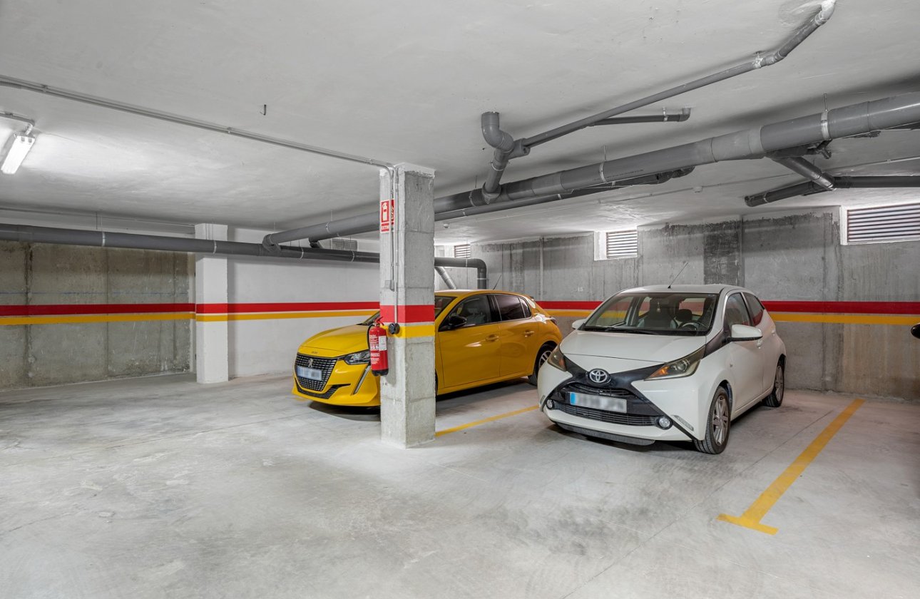 Herverkoop - Appartement -
San Miguel de Salinas - Inland