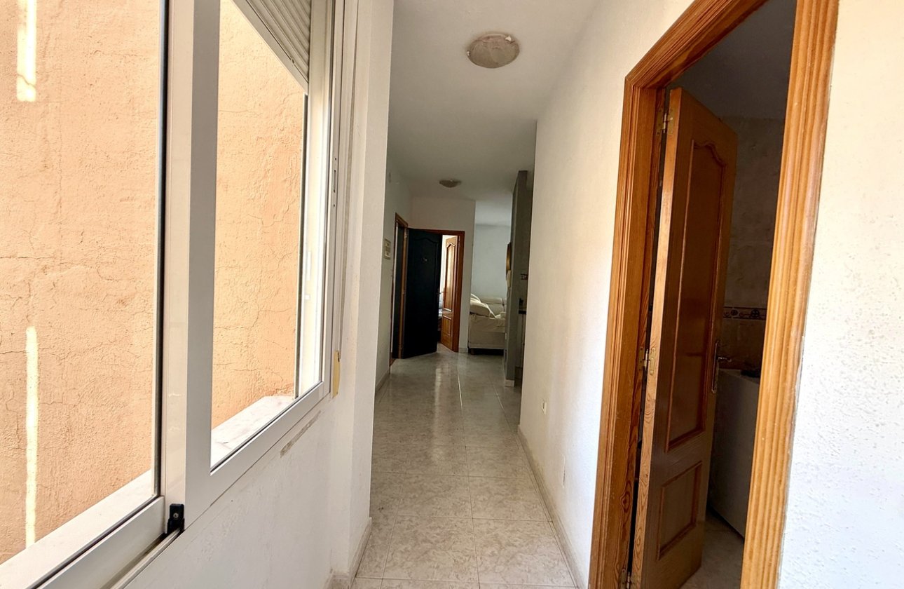 Herverkoop - Appartement -
San Miguel de Salinas - Inland