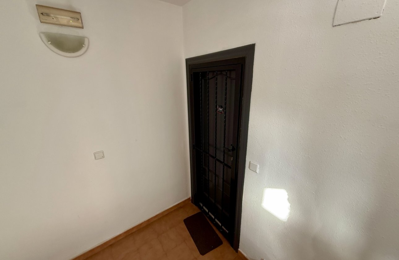 Herverkoop - Appartement -
San Miguel de Salinas - Inland