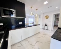 Herverkoop - Appartement -
San Miguel de Salinas - Inland