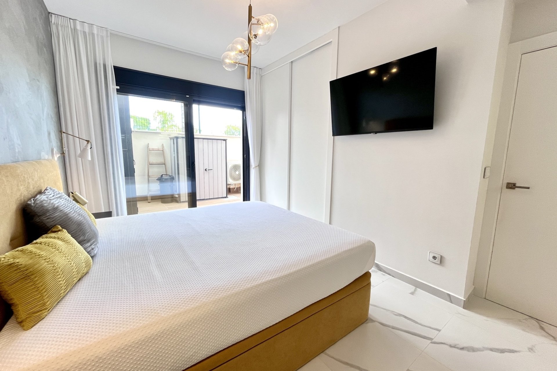 Herverkoop - Appartement -
San Miguel de Salinas - Inland