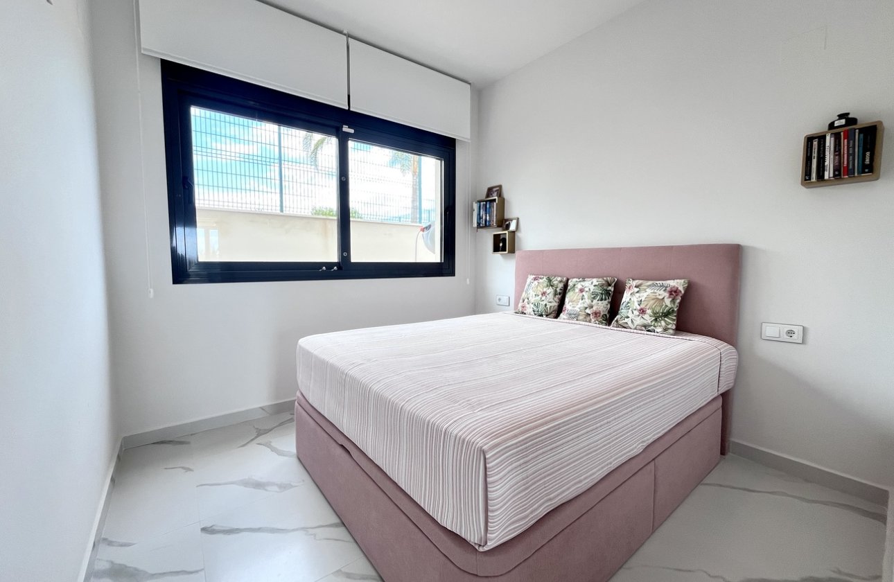 Herverkoop - Appartement -
San Miguel de Salinas - Inland