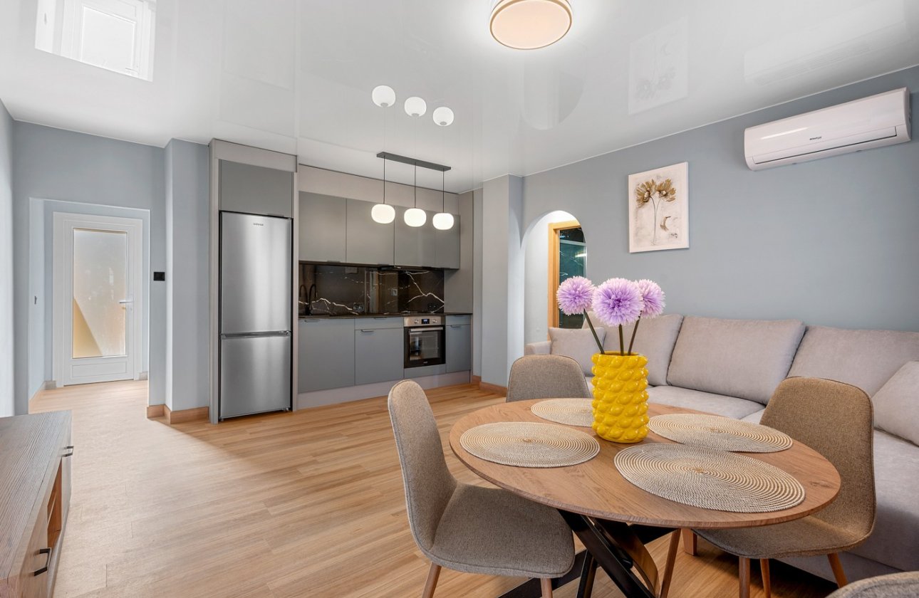 Herverkoop - Appartement -
San Miguel de Salinas - Inland