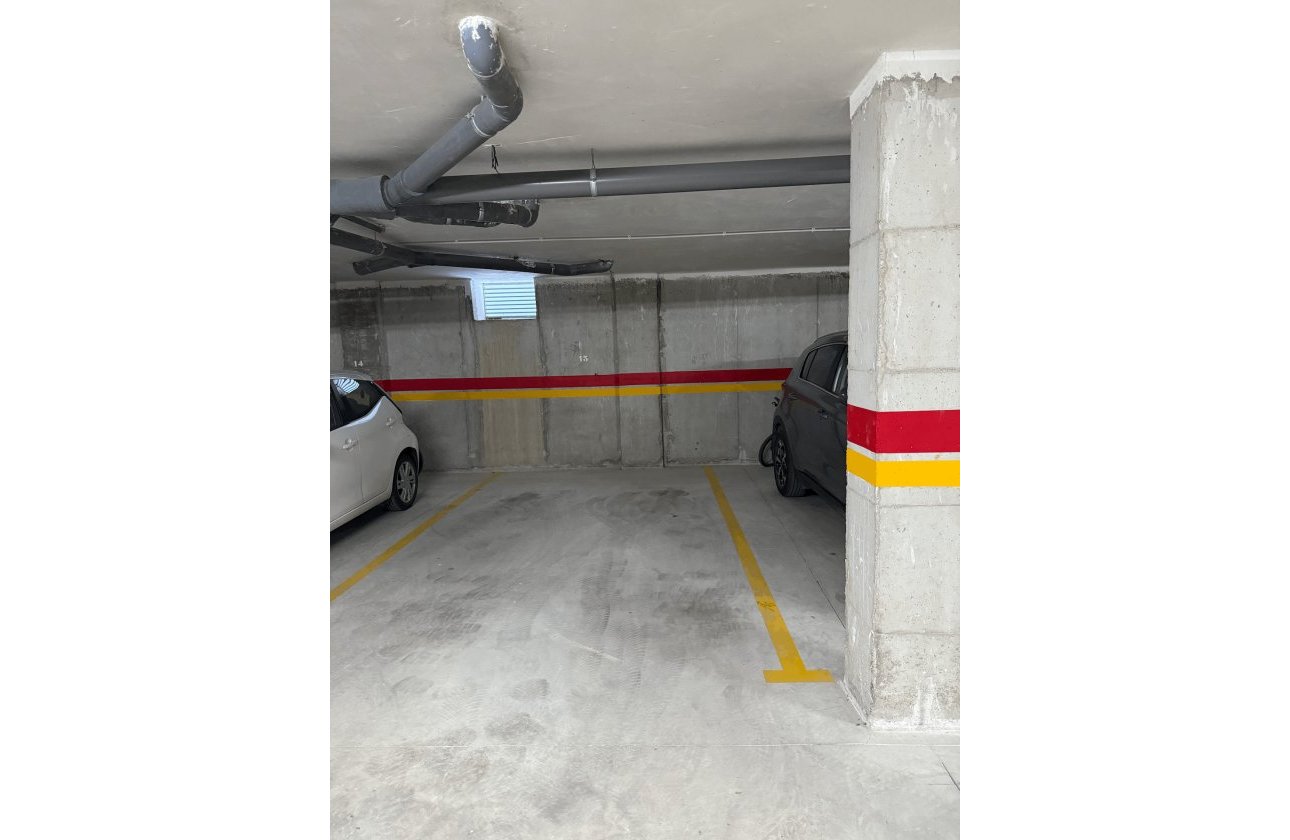 Herverkoop - Appartement -
San Miguel de Salinas - Inland