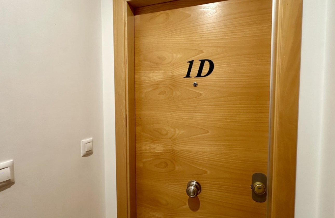 Herverkoop - Appartement -
San Miguel de Salinas - Inland