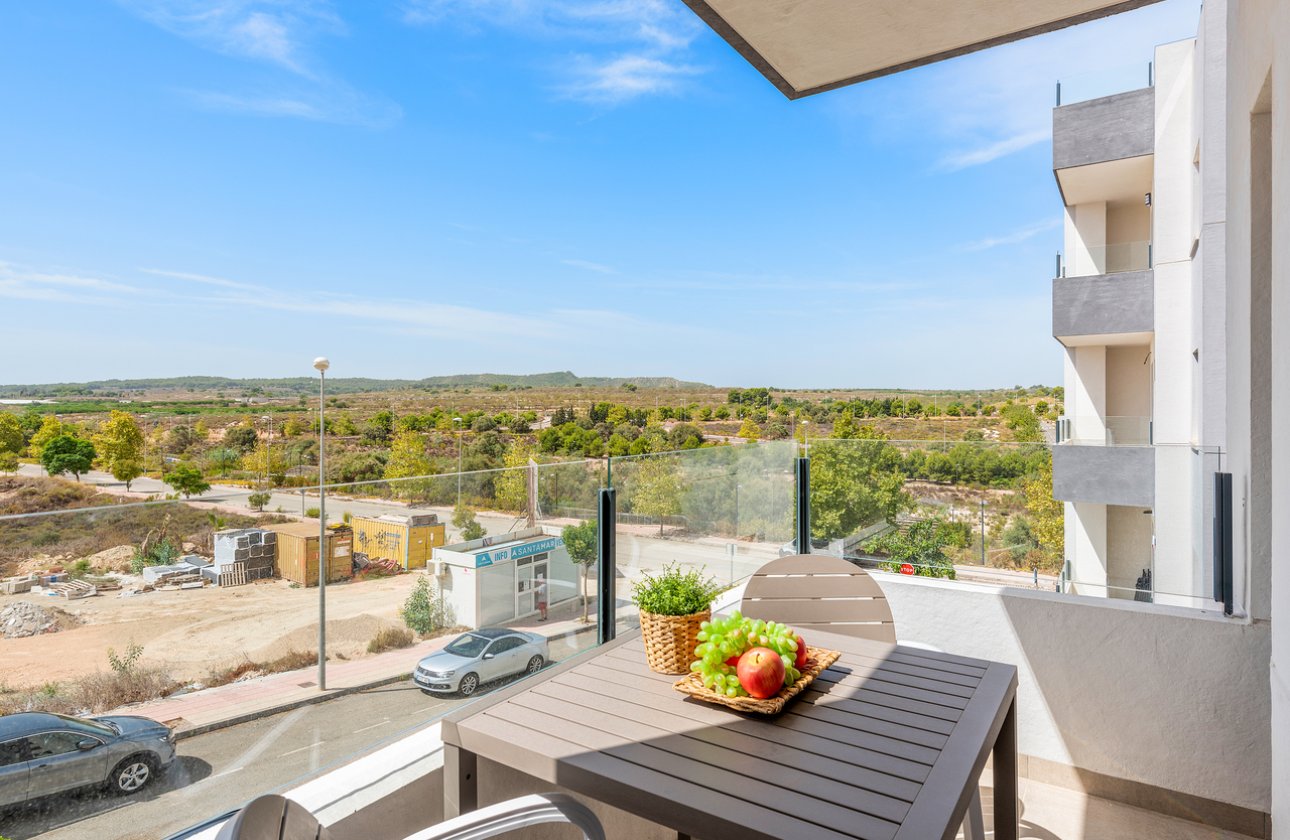 Herverkoop - Appartement -
San Miguel de Salinas - Inland