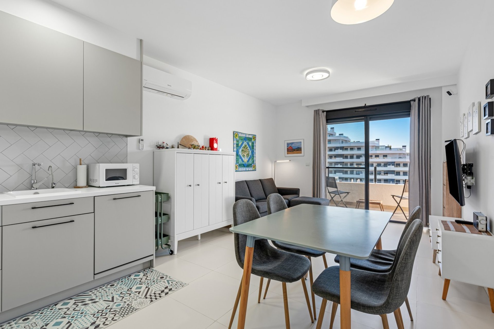 Herverkoop - Appartement -
San Miguel de Salinas - Inland