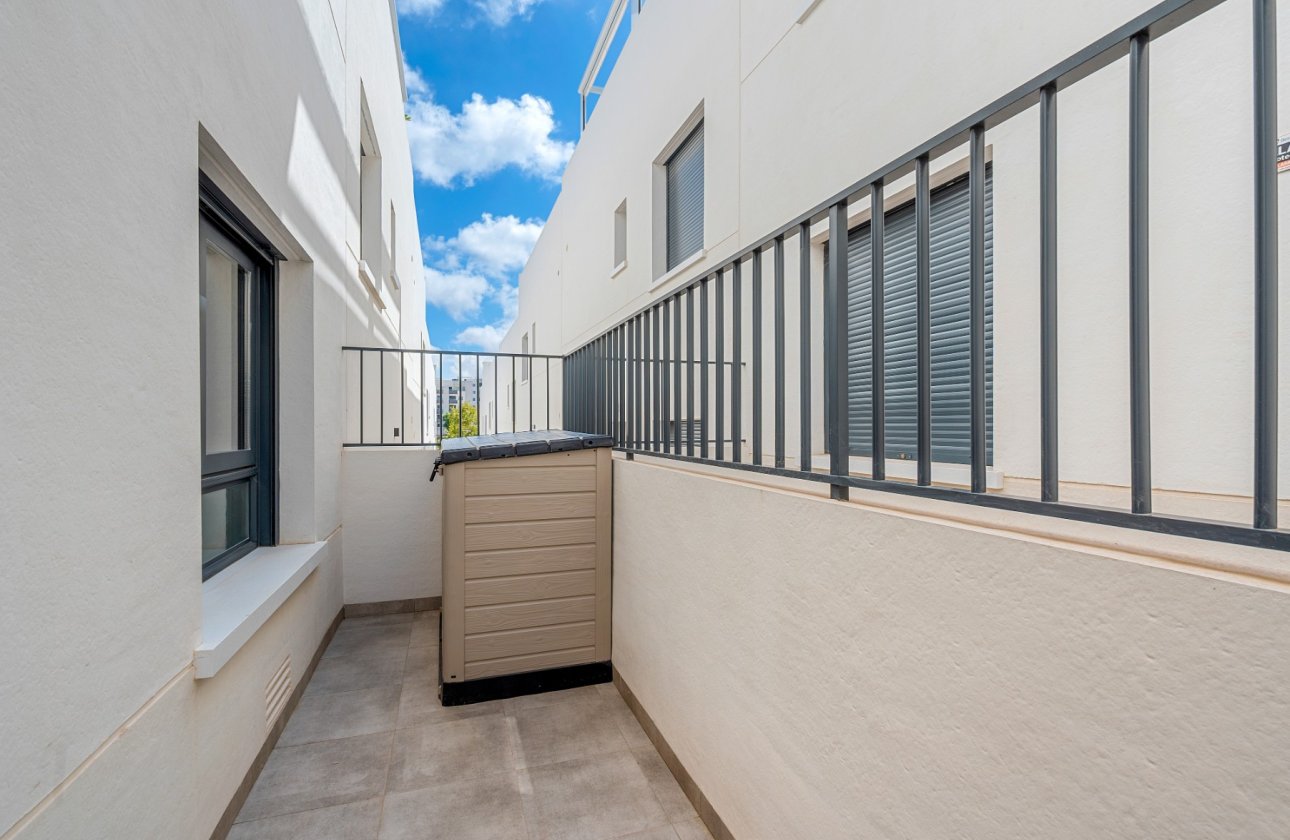 Herverkoop - Appartement -
San Miguel de Salinas - Inland