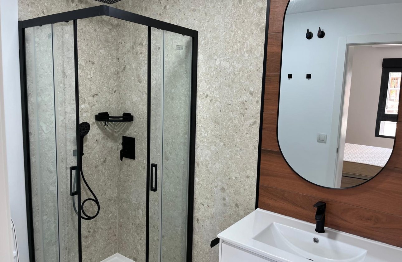 Herverkoop - Appartement -
San Miguel de Salinas - Inland