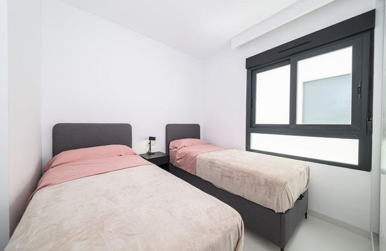 Herverkoop - Appartement -
San Miguel de Salinas - Inland