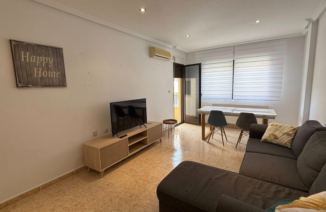 Herverkoop - Appartement -
San Miguel de Salinas - Inland