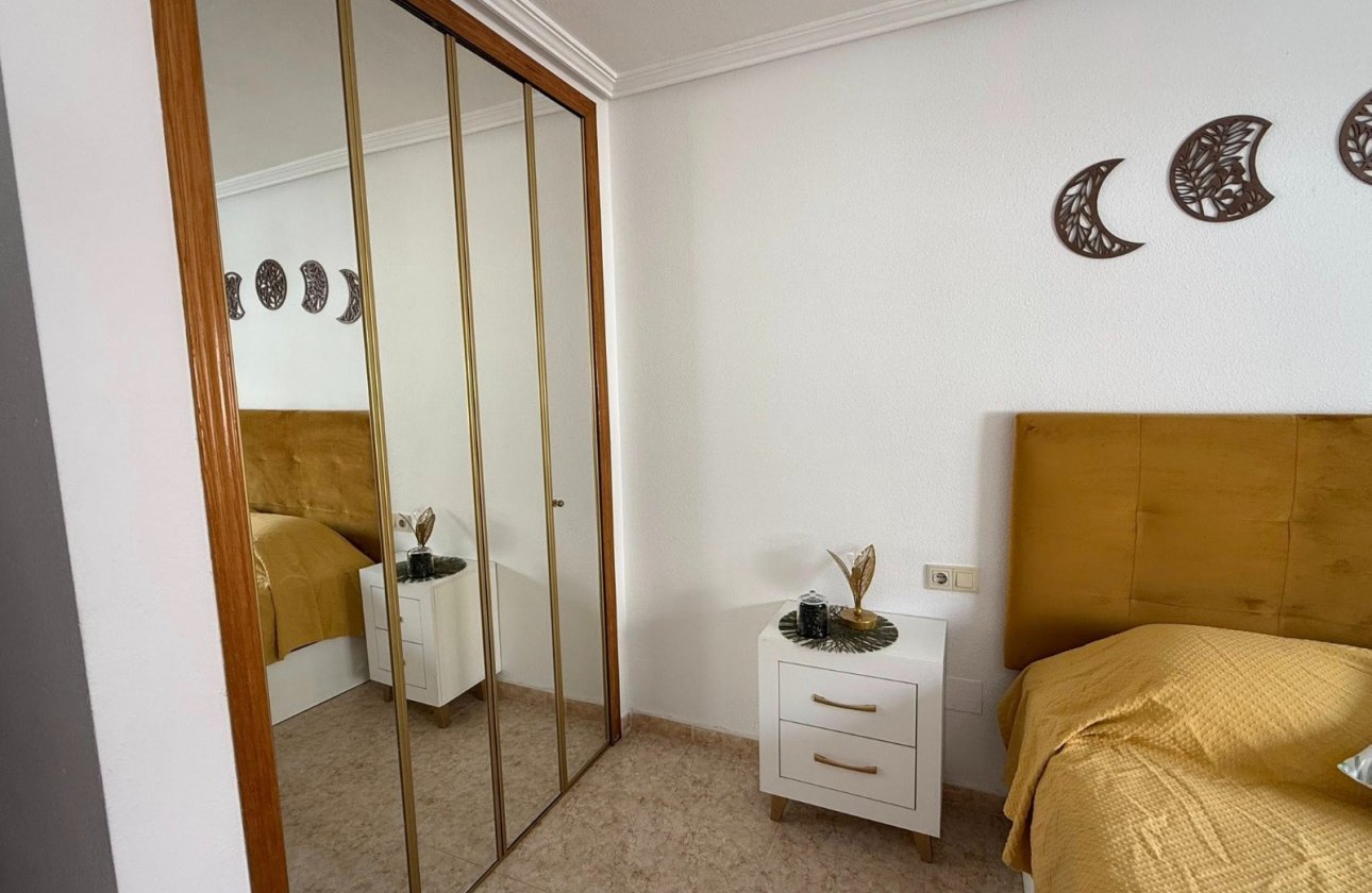 Herverkoop - Appartement -
San Miguel de Salinas - Inland