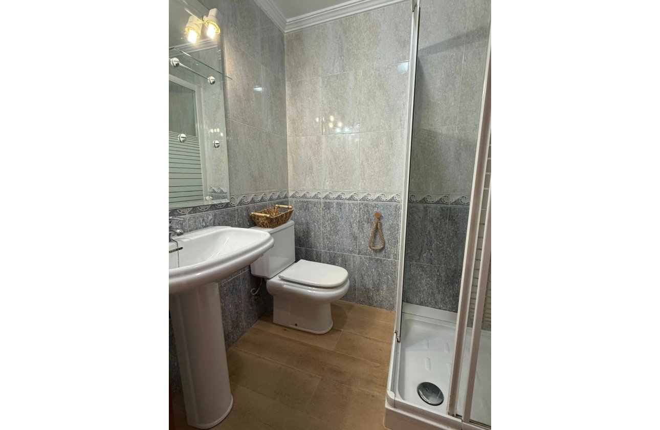 Herverkoop - Appartement -
San Miguel de Salinas - Inland