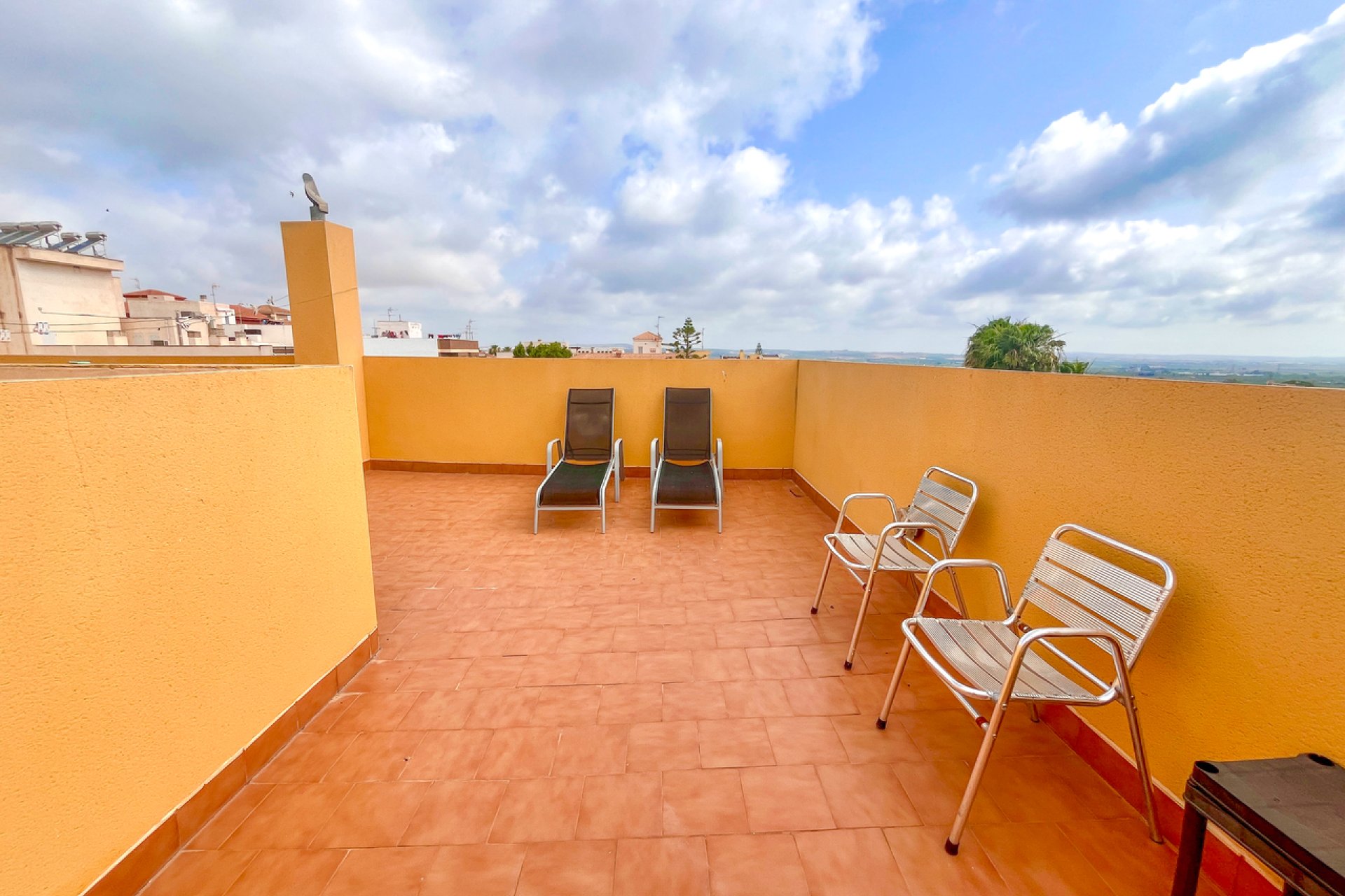 Herverkoop - Appartement -
San Miguel de Salinas - Inland