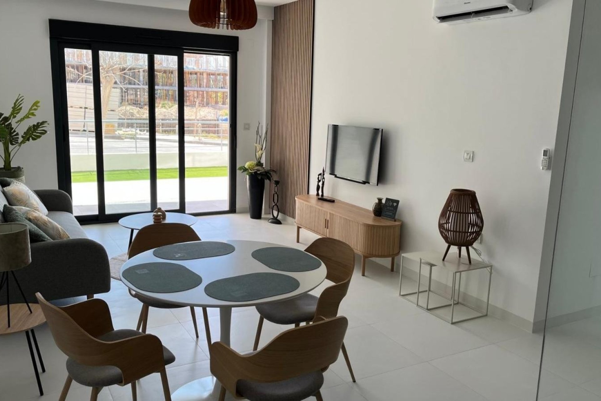 Herverkoop - Appartement -
San Miguel de Salinas - Inland