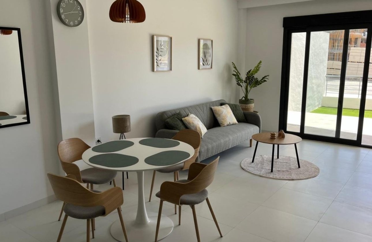 Herverkoop - Appartement -
San Miguel de Salinas - Inland
