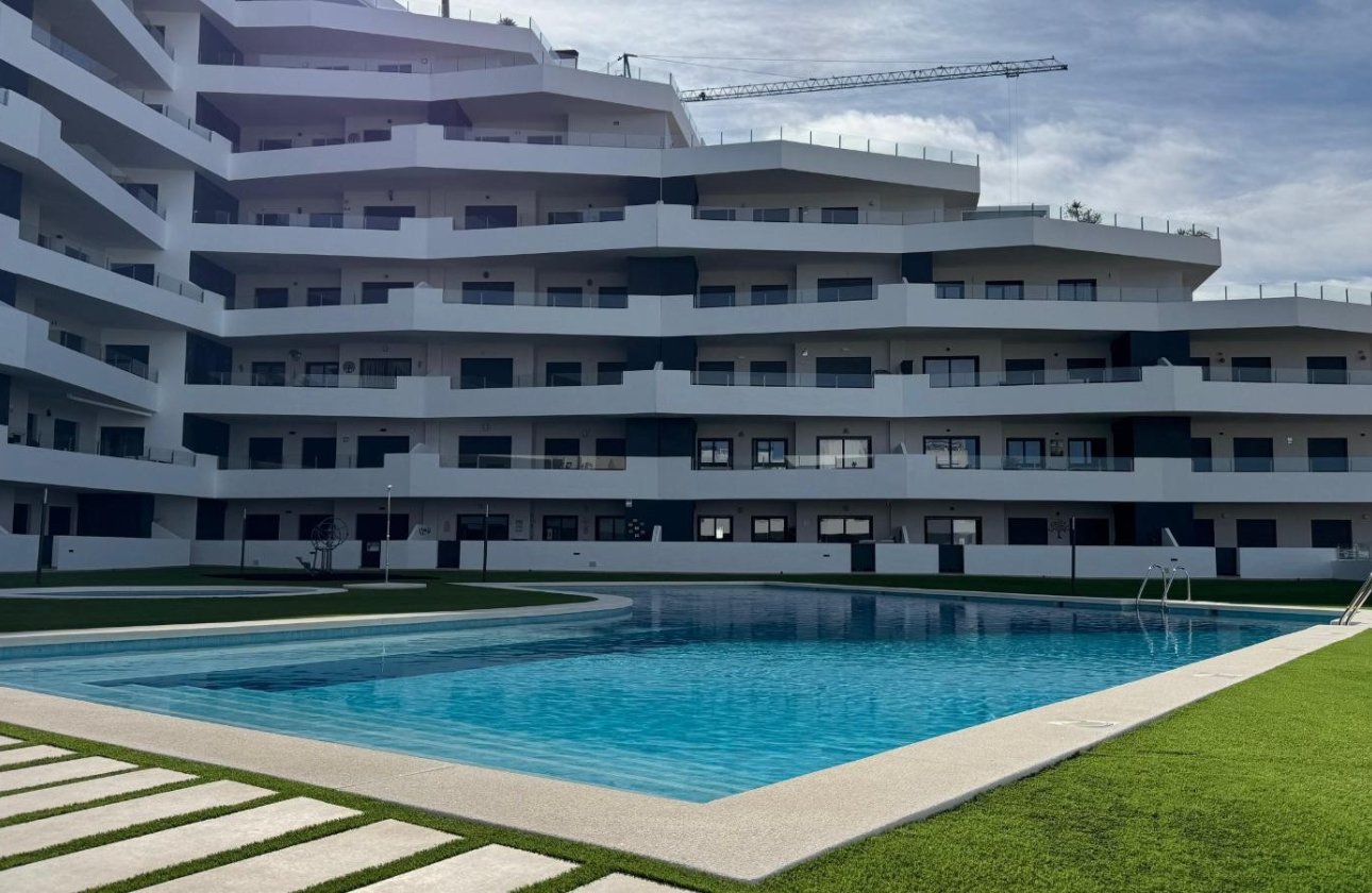 Herverkoop - Appartement -
San Miguel de Salinas - Inland