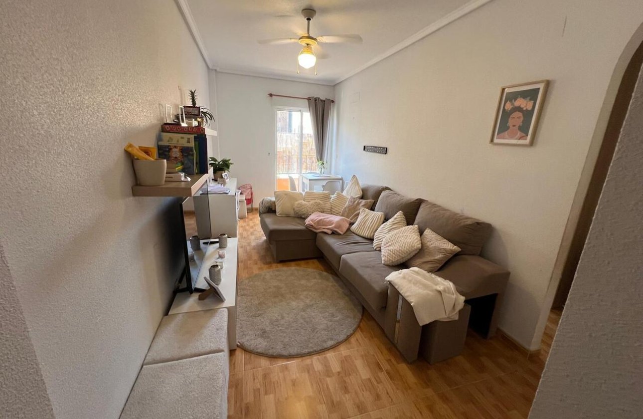 Herverkoop - Appartement -
San Miguel de Salinas - Inland