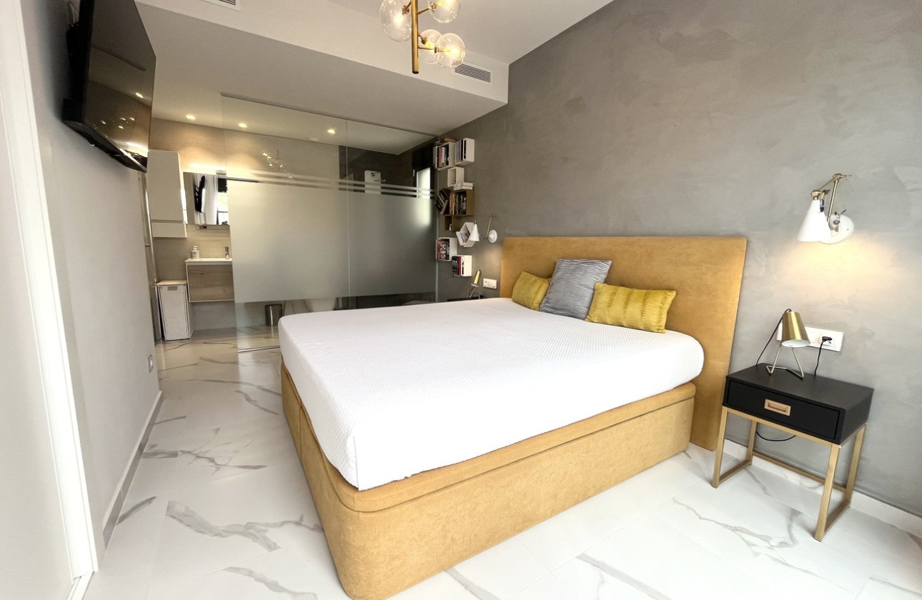 Herverkoop - Appartement -
San Miguel de Salinas - Inland