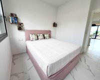 Herverkoop - Appartement -
San Miguel de Salinas - Inland