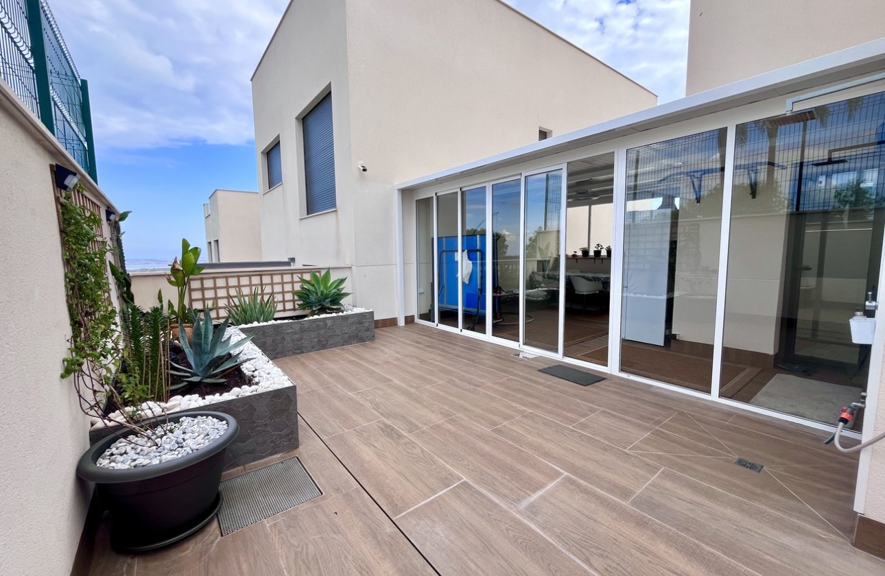 Herverkoop - Appartement -
San Miguel de Salinas - Inland