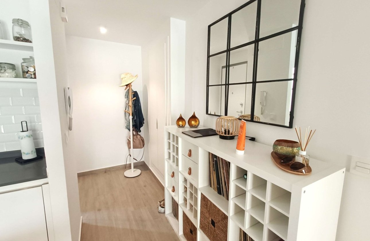 Herverkoop - Appartement -
San Miguel de Salinas - Inland