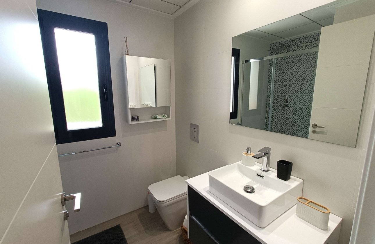 Herverkoop - Appartement -
San Miguel de Salinas - Inland