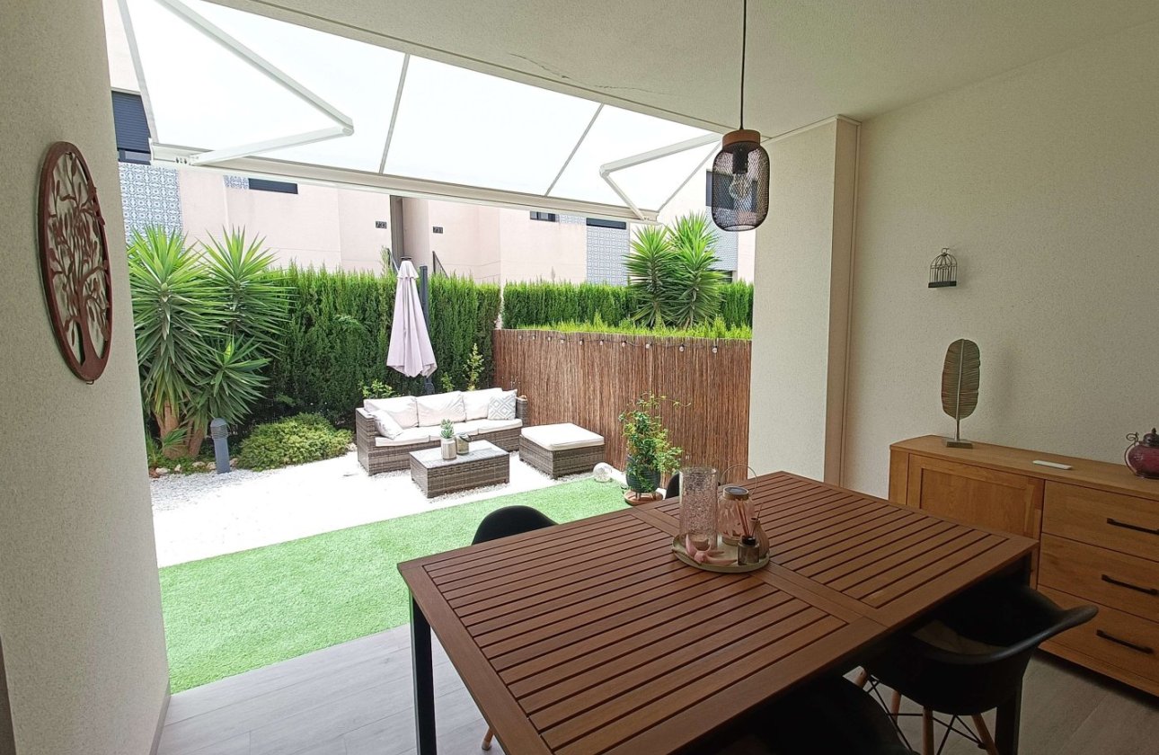 Herverkoop - Appartement -
San Miguel de Salinas - Inland