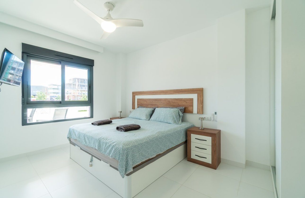 Herverkoop - Appartement -
San Miguel de Salinas - Inland