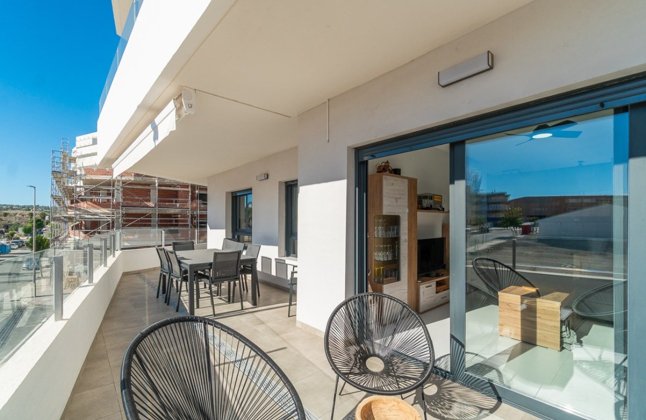 Herverkoop - Appartement -
San Miguel de Salinas - Inland