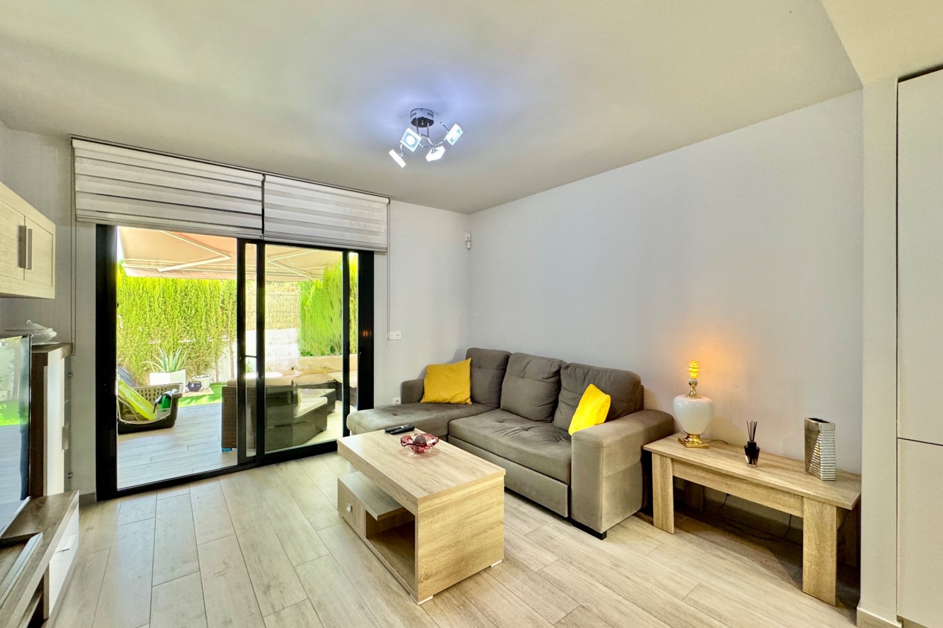 Herverkoop - Appartement -
San Miguel de Salinas - Inland