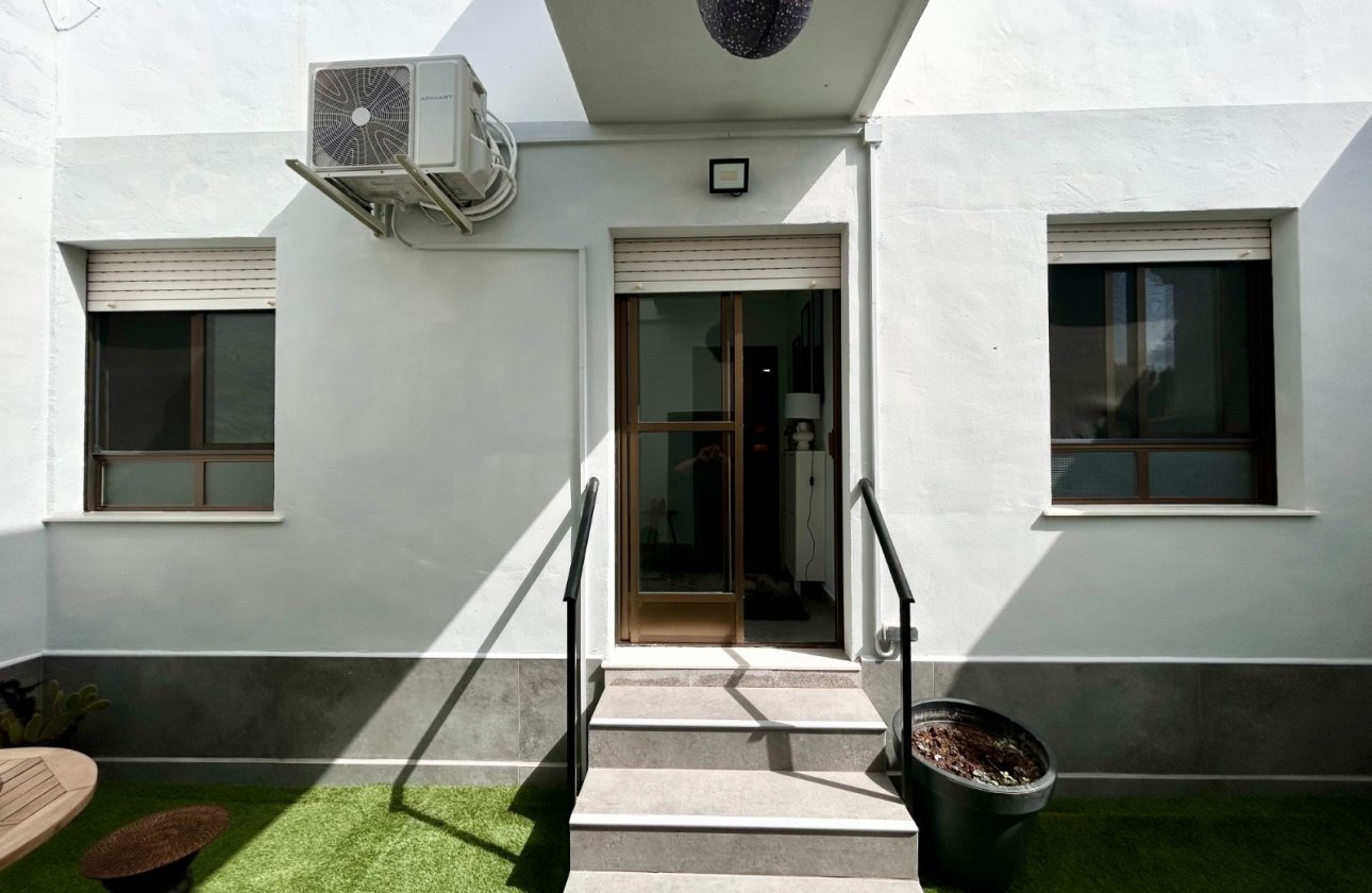 Herverkoop - Appartement -
Torremendo - Costa Blanca